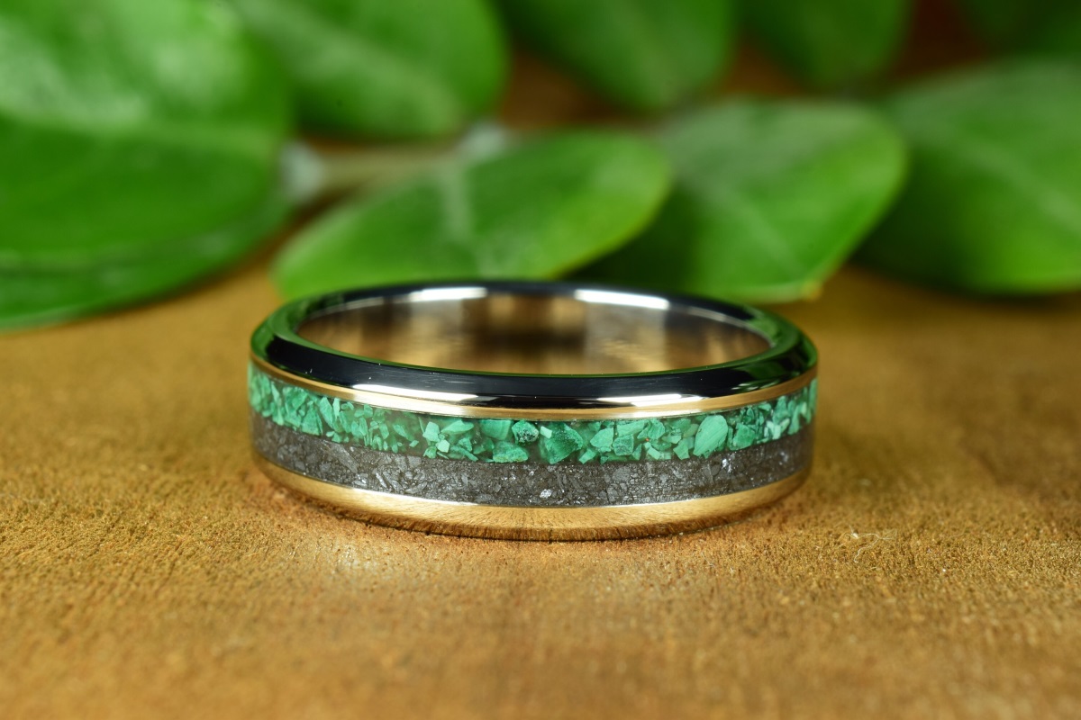 Things to Consider Before Buying a Malachite Wedding Ring